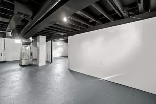 2114 S 80th St, West Allis, WI 53219 - Photo 21