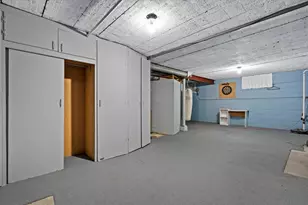 5006 N Port Washington Rd, Glendale, WI 53217 - Photo 17