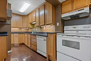 5006 N Port Washington Rd, Glendale, WI 53217 - Photo 3