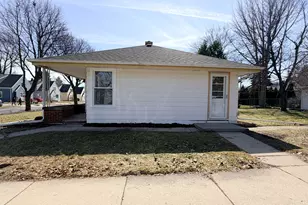 2405 S 83rd St, West Allis, WI 53219 - Photo 7