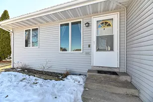 5971 Christine Ct, Lyons, WI 53105 - Photo 3