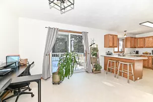 5971 Christine Ct, Lyons, WI 53105 - Photo 7