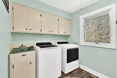 1103 W Montclaire Ave, Glendale, WI 53217 - Photo 25