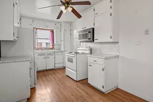 1901 74th Pl, Kenosha, WI 53143 - Photo 5