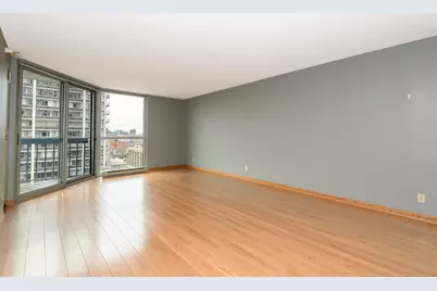 1660 N Prospect Ave #1406, Milwaukee, WI 53202 - Photo 7