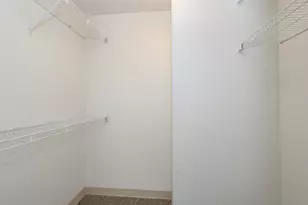 1660 N Prospect Ave, Milwaukee, WI 53202 - Photo 17