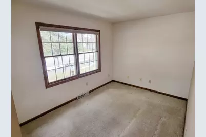 1925  Springbrook N - #D, Waukesha, WI 53186 - Photo 7