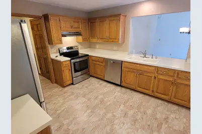 1925  Springbrook N - #D, Waukesha, WI 53186 - Photo 11