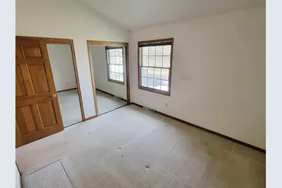 1925  Springbrook N - #D, Waukesha, WI 53186 - Photo 23