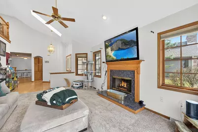 N21W24327  Cumberland Dr #36K, Pewaukee, WI 53072 - Photo 5