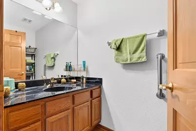 N21W24327  Cumberland Dr #36K, Pewaukee, WI 53072 - Photo 17