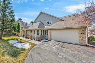 N21W24327 Cumberland Dr, Pewaukee, WI 53072 - Photo 1