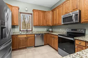 762 Valley Forge Dr, Slinger, WI 53086 - Photo 5