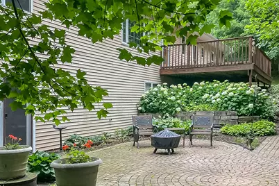 762  Valley Forge Dr, Slinger, WI 53086 - Photo 35