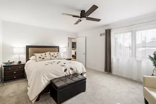 8179 S Forest Hills Circle, Franklin, WI 53132 - Photo 13