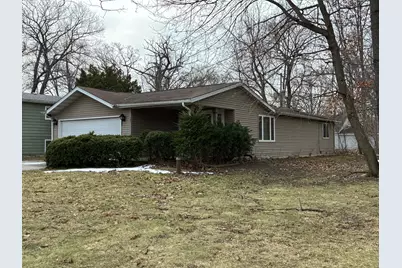 121 E Wisconsin Ave, Silver Lake, WI 53170 - Photo 3