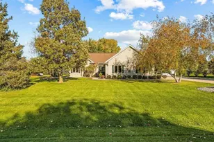 1485 N Riverline Dr, Oconomowoc, WI 53066 - Photo 3