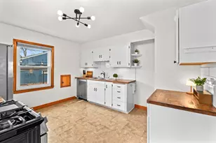 2853 N 87th St, Milwaukee, WI 53222 - Photo 15