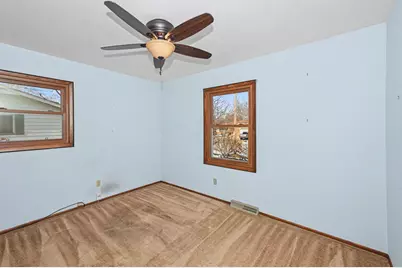 1993  Rambling Rose Rd, Waukesha, WI 53186 - Photo 15