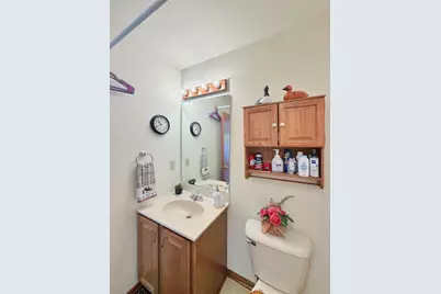 4530  Oaktree Ct #4532, Manitowoc, WI 54220 - Photo 19