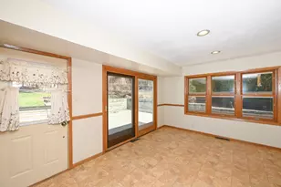 11920 W Arthur St, West Allis, WI 53227 - Photo 17