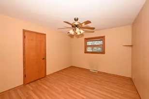 11920 W Arthur St, West Allis, WI 53227 - Photo 27