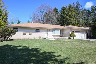 11920 W Arthur St, West Allis, WI 53227 - Photo 3