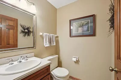 312 W Lilac Ln, Grafton, WI 53024 - Photo 11