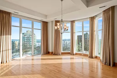 1313 N Franklin Pl #504, Milwaukee, WI 53202 - Photo 3