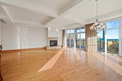 1313 N Franklin Pl #504, Milwaukee, WI 53202 - Photo 9