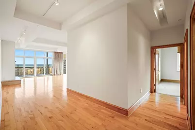 1313 N Franklin Pl #504, Milwaukee, WI 53202 - Photo 17