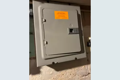 3914 N 16th St, Milwaukee, WI 53206 - Photo 11