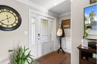 N2409  Laura St, Walworth, WI 53115 - Photo 15