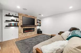 N67W25382 Breckenridge Ct, Sussex, WI 53089 - Photo 21