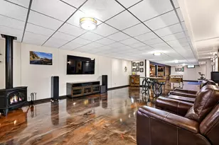 N65W15789 Fox Meadow Dr, Menomonee Falls, WI 53051 - Photo 33