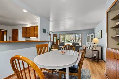 15540 W Glendale Dr, New Berlin, WI 53151 - Photo 9