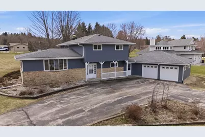 3975  Margolis Dr, West Bend, WI 53095 - Photo 25