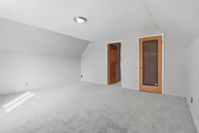 1414 W Euclid Ave, Milwaukee, WI 53215 - Photo 9