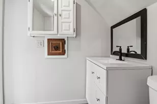 1414 W Euclid Ave, Milwaukee, WI 53215 - Photo 21
