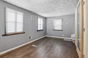 1414 W Euclid Ave, Milwaukee, WI 53215 - Photo 19