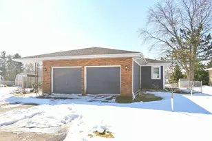 1118 Cottonwood St, Delavan, WI 53115 - Photo 31