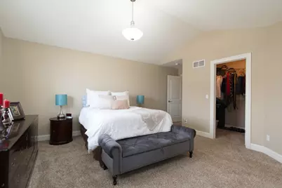 558  Yosemite Ave, Hartford, WI 53027 - Photo 17