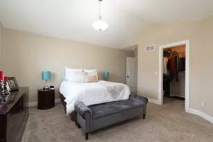 558 Yosemite Ave, Hartford, WI 53027 - Photo 17