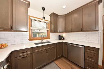 341 N Story Pkwy, Milwaukee, WI 53208 - Photo 19