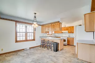 715 12th St, Somers, WI 53140 - Photo 7