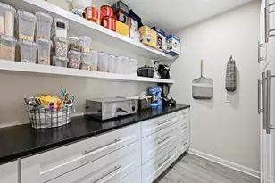 7134 N Tichigan Rd, Racine, WI 53185 - Photo 15