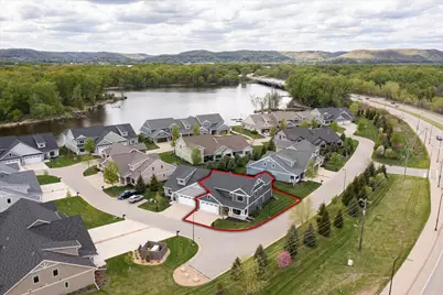 329  River Pt, La Crosse, WI 54601 - Photo 7