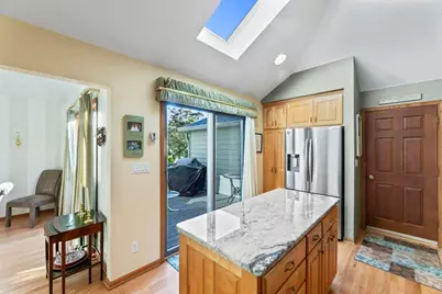 303  Pine Ter, Oconomowoc, WI 53066 - Photo 5