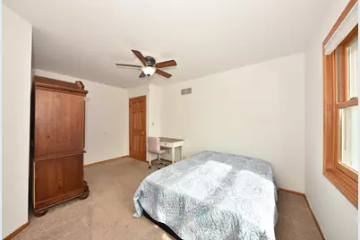 W173N5132  Mulberry Ln, Menomonee Falls, WI 53051 - Photo 27