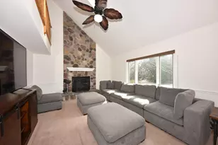 W173N5132 Mulberry Ln, Menomonee Falls, WI 53051 - Photo 15